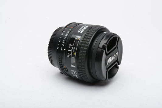 Nikon AF Nikkor 50mm f1.4D prime lens, very clean, UV, nice prime lens w/caps