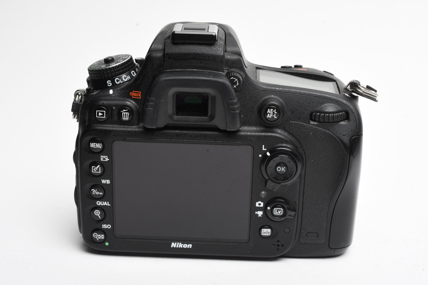 Nikon D600 DSLR Body w/Batt, charger, strap, Only 17K Acts, Tested