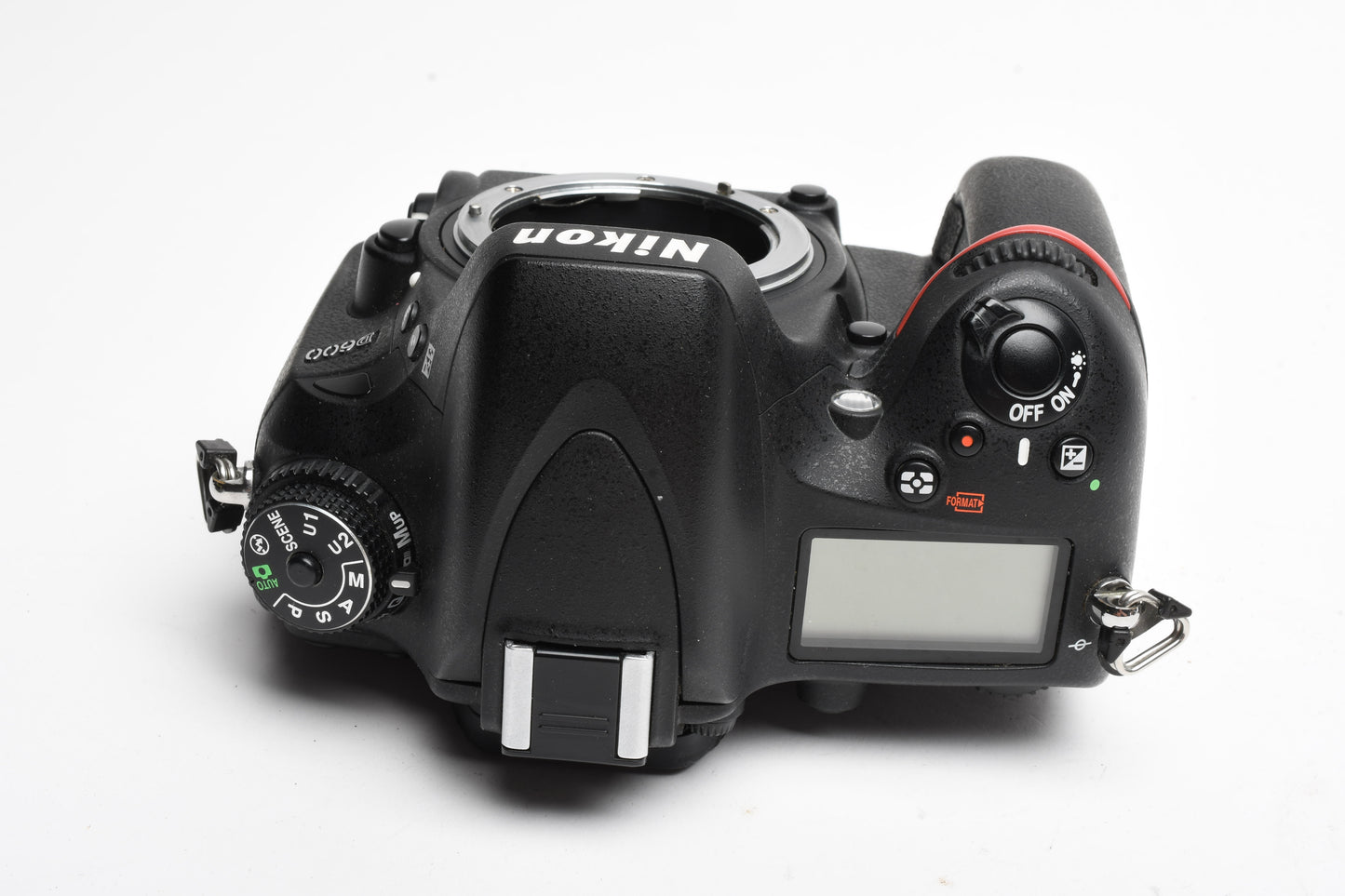 Nikon D600 DSLR Body w/Batt, charger, strap, Only 17K Acts, Tested