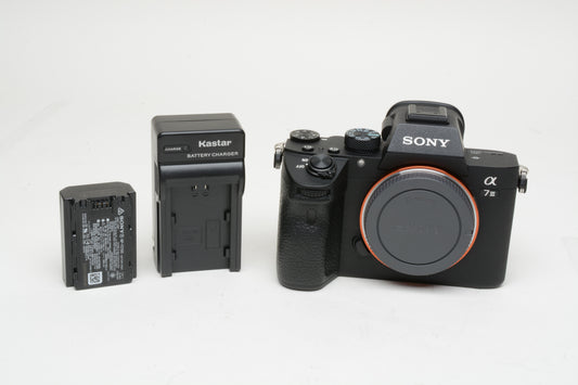 Sony A7 III Mirrorless Body, 12K Acts, (USA Version) w/batt+charger, Nice