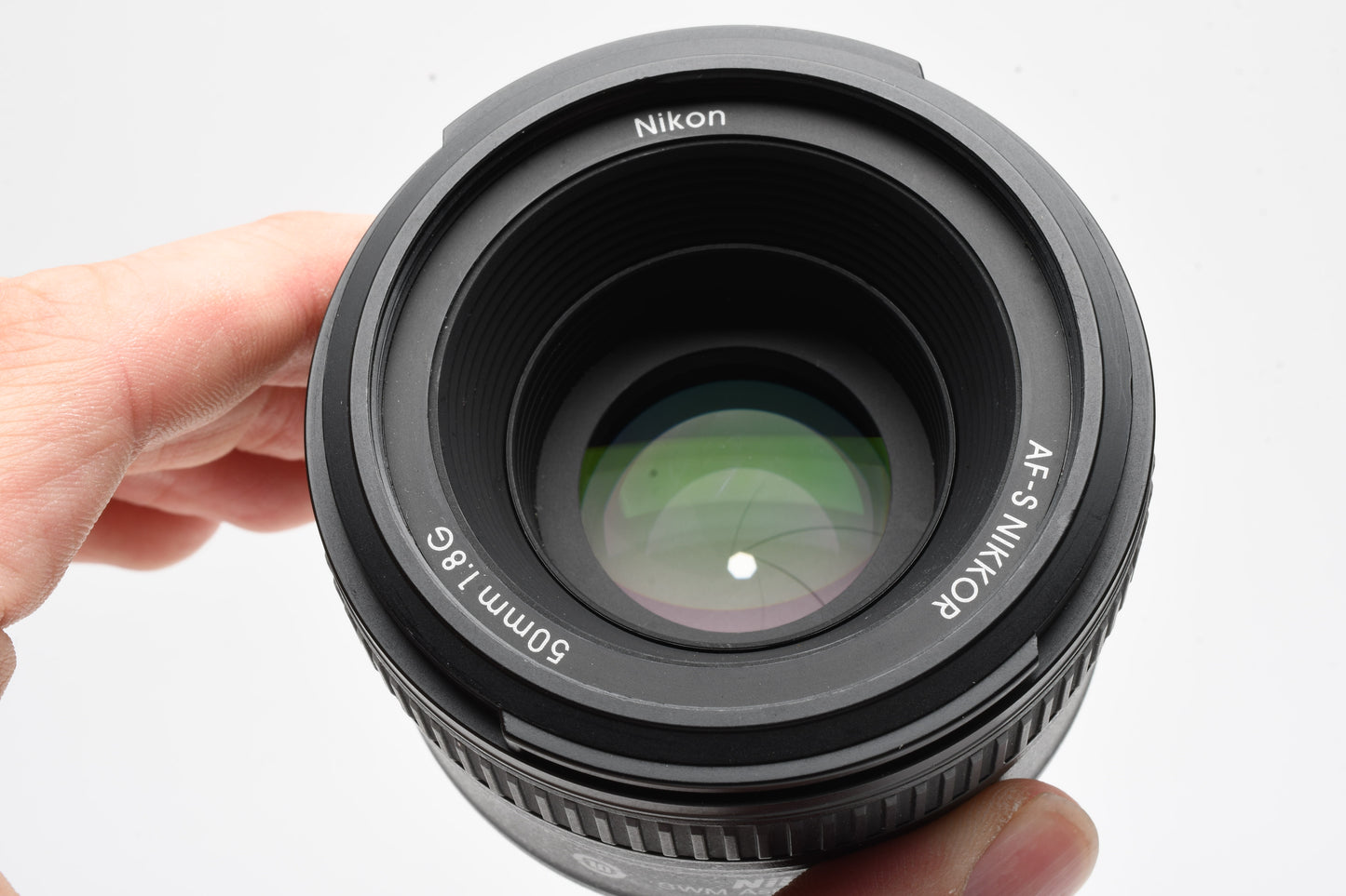 Nikon AF-S Nikkor 50mm f/1.8 G w/Caps, Great