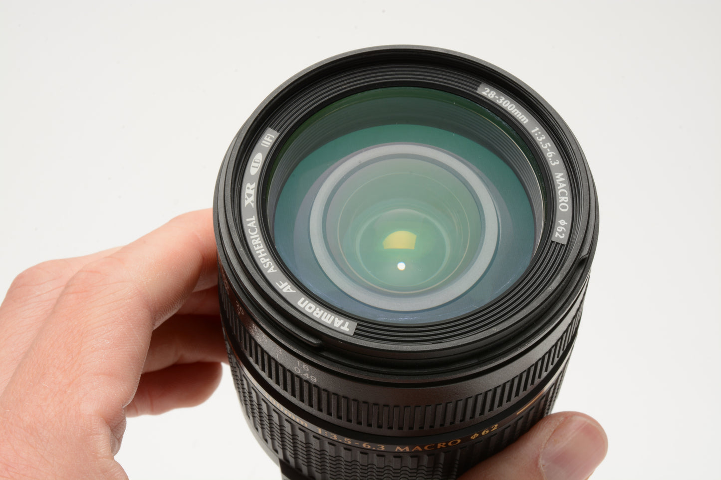 Tamron AF 28-300mm f3.5-6.3 XR LD IF Macro for Pentax A06, +Hood