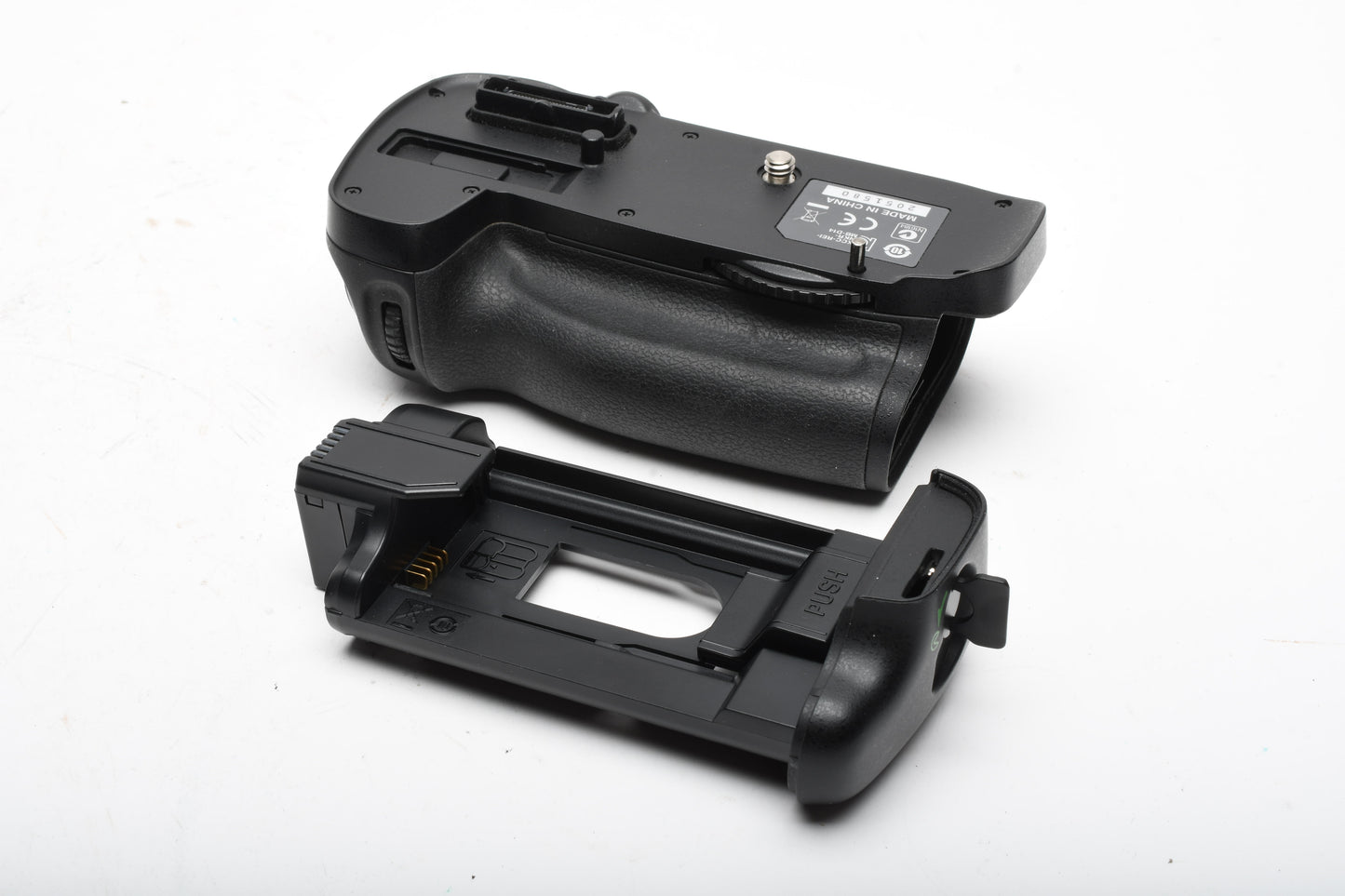 Nikon MB-D14 Battery Grip, Lithium and AA trays, Instructions, Boxed, Mint-