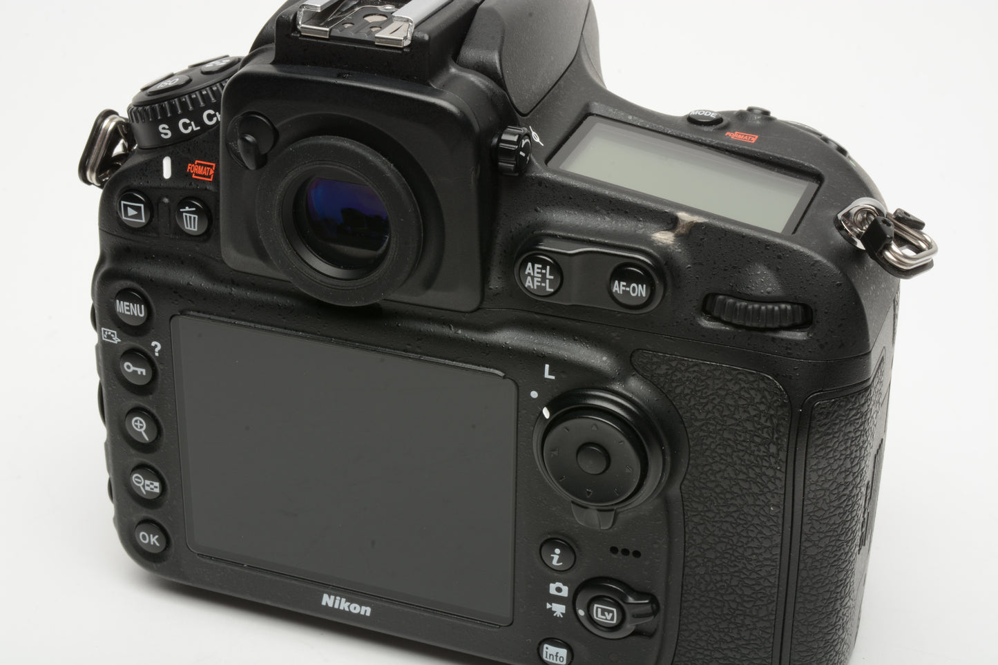 Nikon D810 DSLR Body, 9592 Acts,  batt+charger, USB and strap, Great!