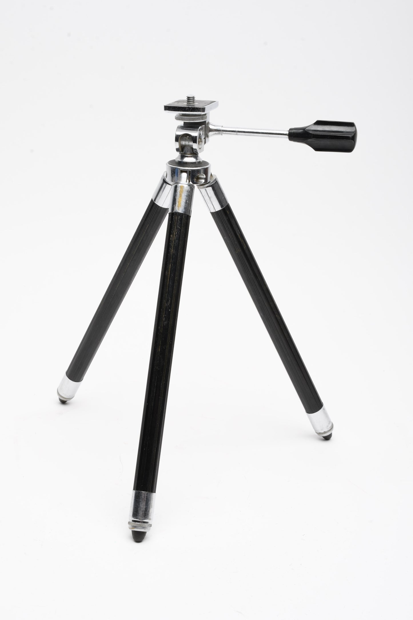 Bittco 8 Section Accordion table tripod in box, Tested, Nice