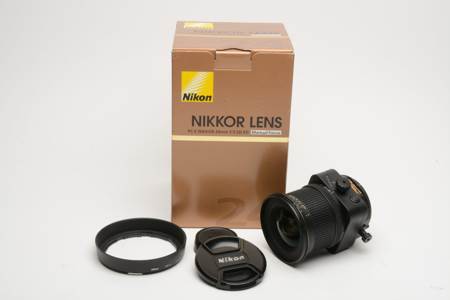 Nikon Nikkor MF 24mm f3.5D ED lens, Mint, Boxed, USA, w/hood