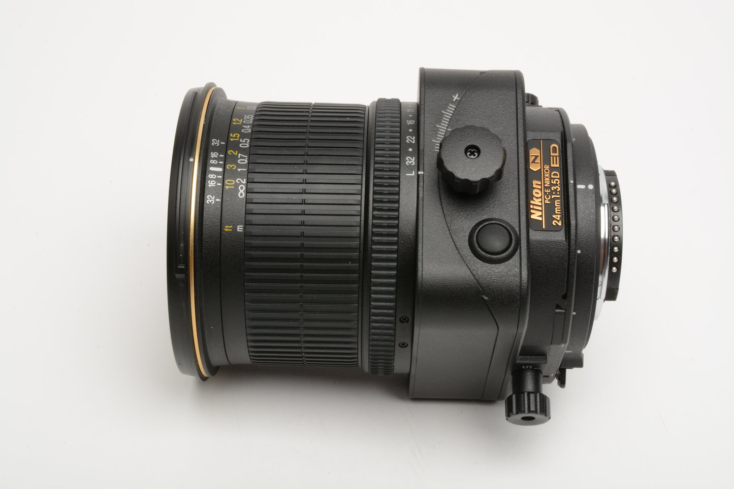 Nikon Nikkor MF 24mm f3.5D ED lens, Mint, Boxed, USA, w/hood