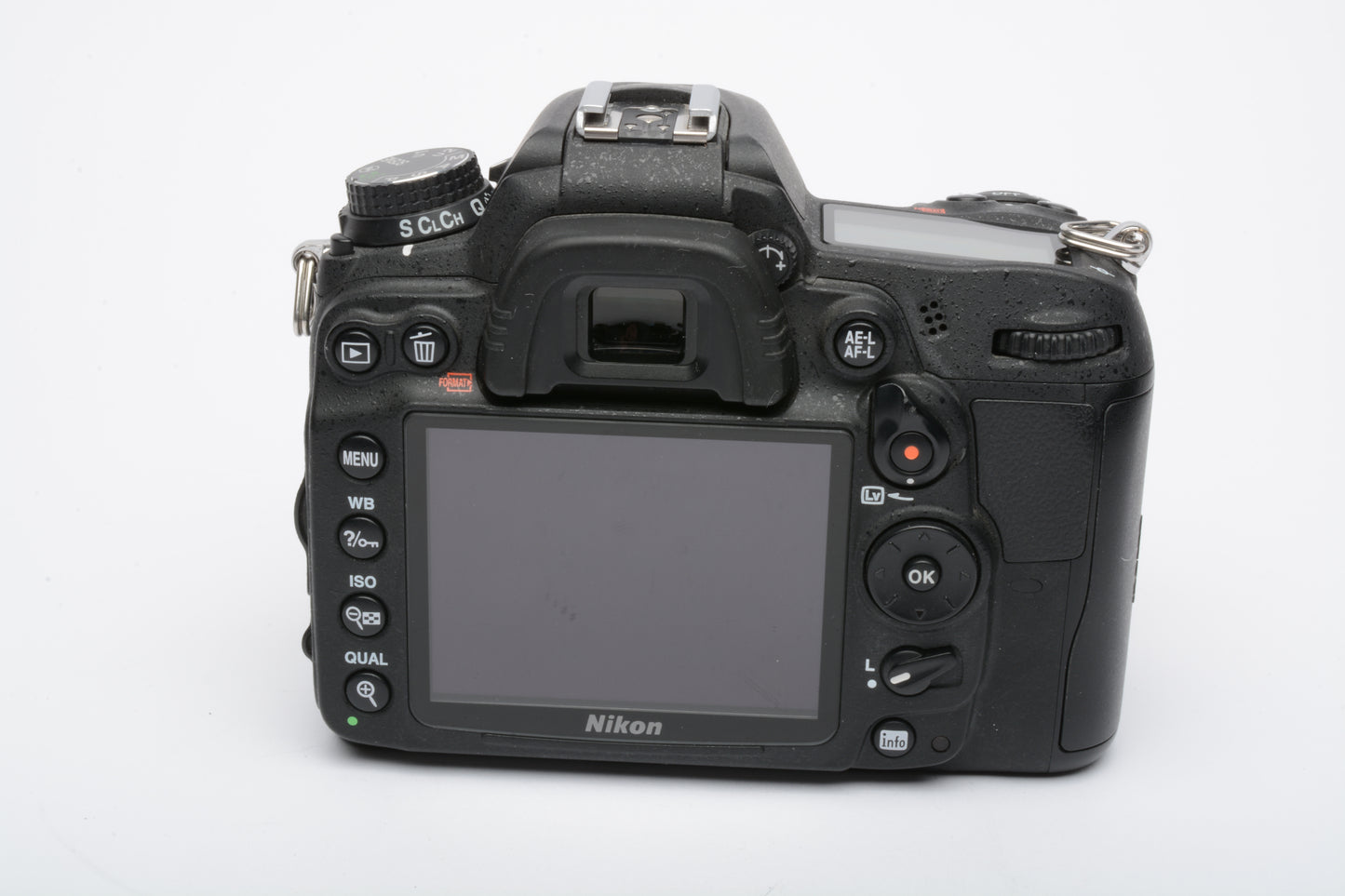 Nikon D7000 16.2MP DSLR, batt, charger, strap, Only 6329 Acts! Very clean, light use