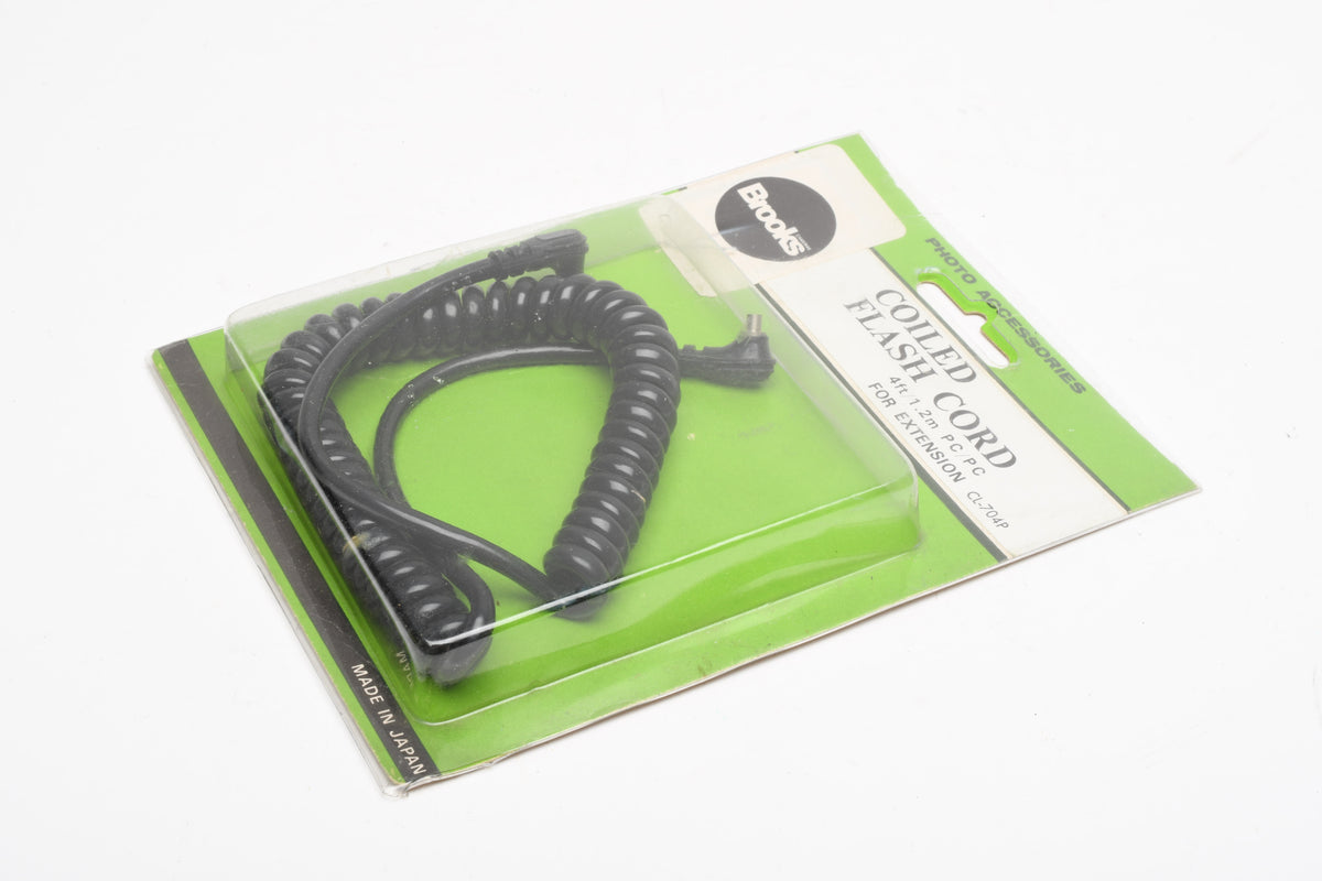 Brooks Flash Sync extension coiled cord 4' - New