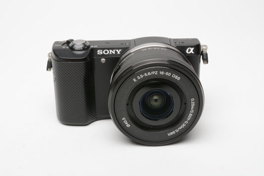 Sony A5000 w/16-50mm f3.5-5.6 zoom, Tested, Clean, 2batts+charger+case