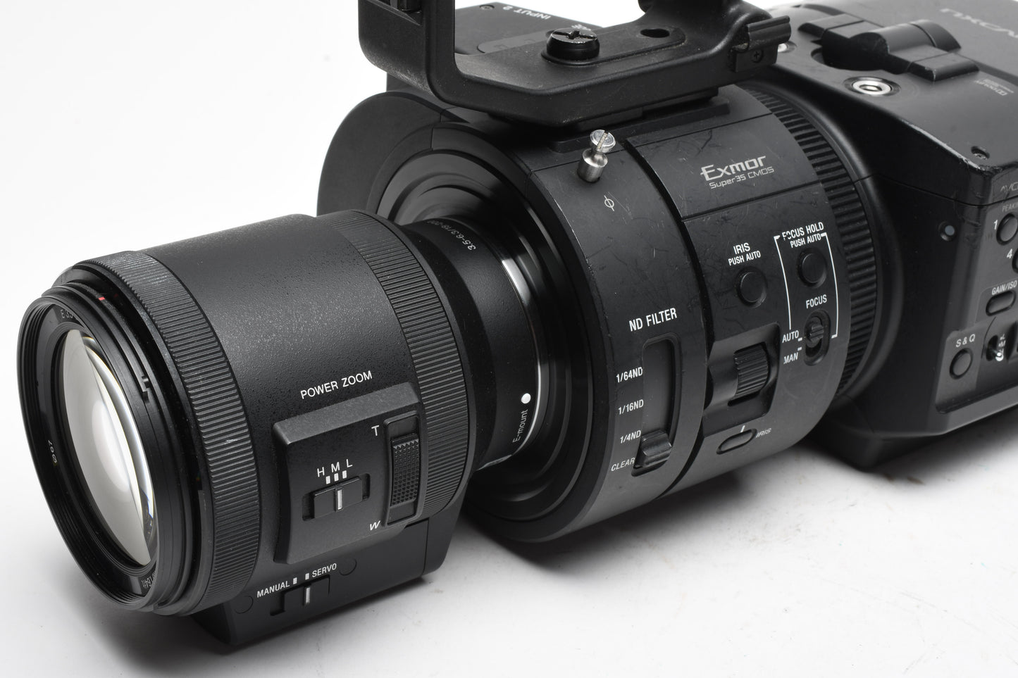 Sony NEX-FS700R 4K Super 35mm NXCAM w/18-200mm, Only 1010 Hours