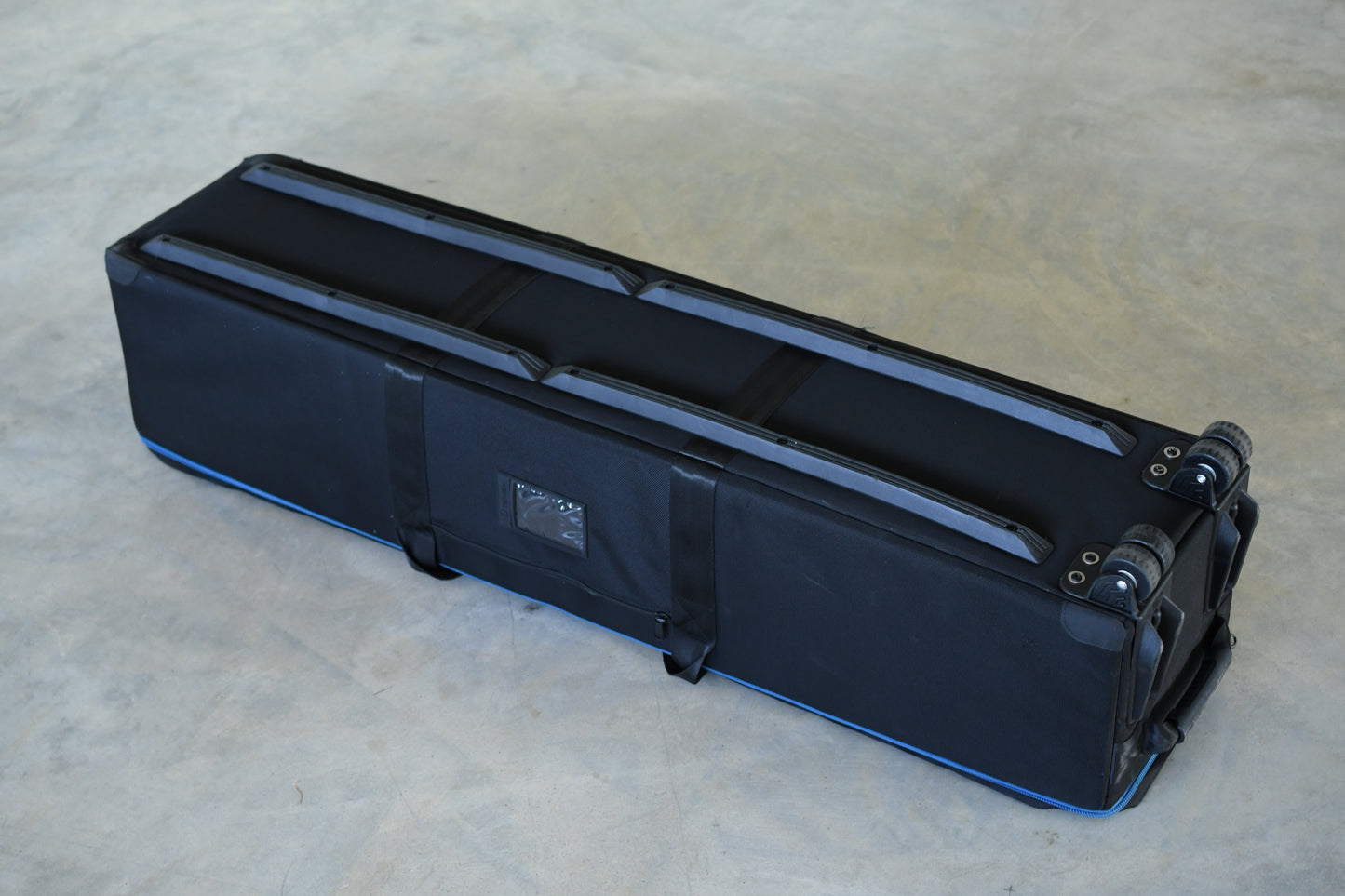 Tenba Rolling Tripod/Grip Case (48", Black) #634-519, Clean!