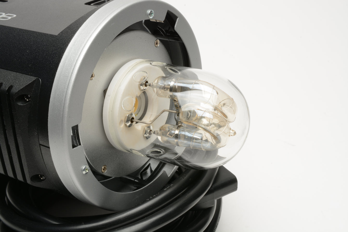 Godox Witstro AD600B flash bundle w/Reflector, batt, AC/DC+++ Tested! Clean