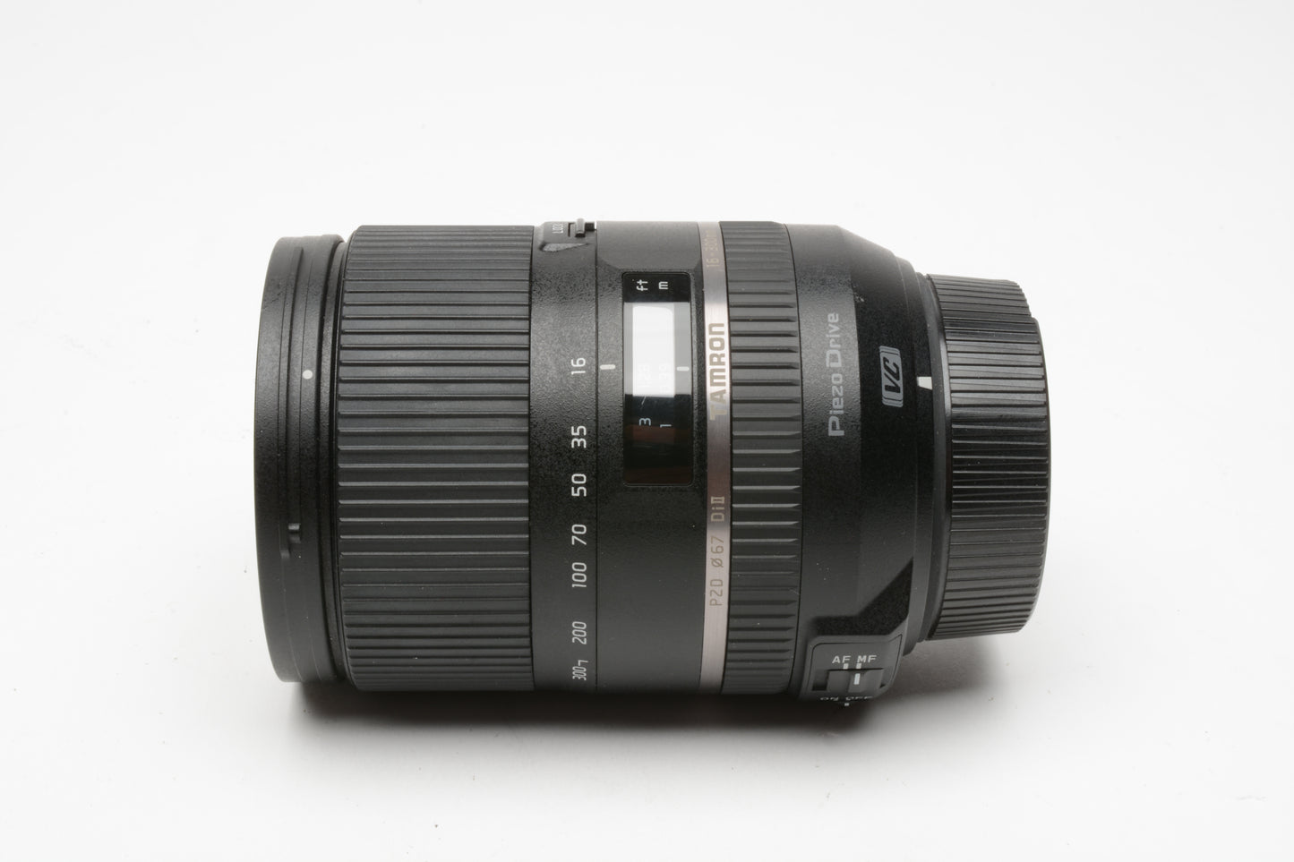 Tamron AF 16-300mm PZD Di II f3.5-6.3 zoom Nikon AF mount w/Lens hood, UV filter, caps (Copy)