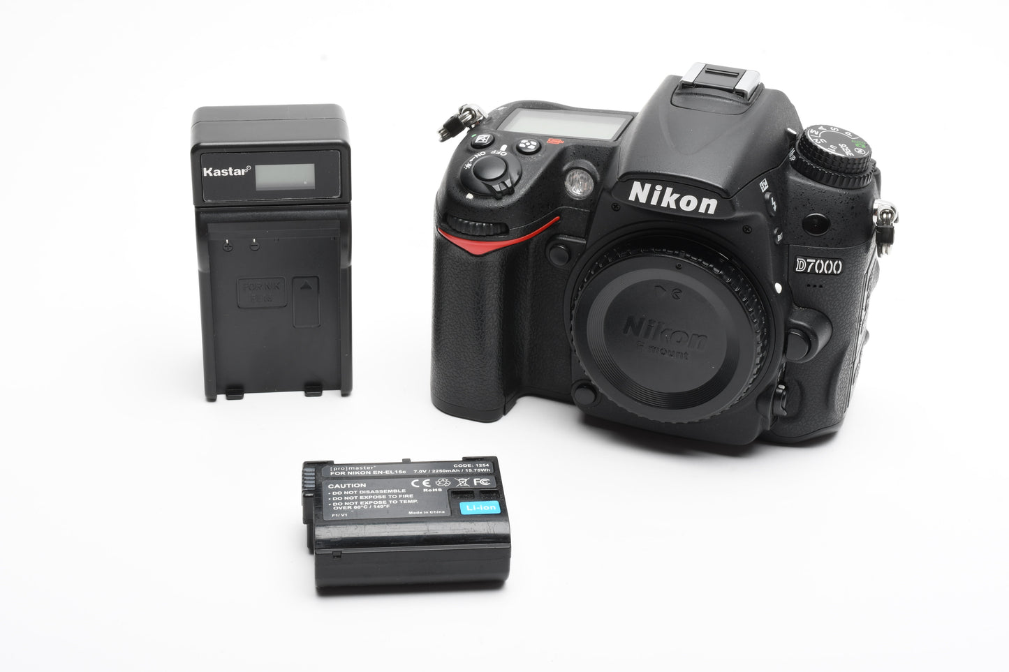 Nikon D7000 16.2MP DSLR, batt, charger, Only 4790 Acts! Very clean, light use