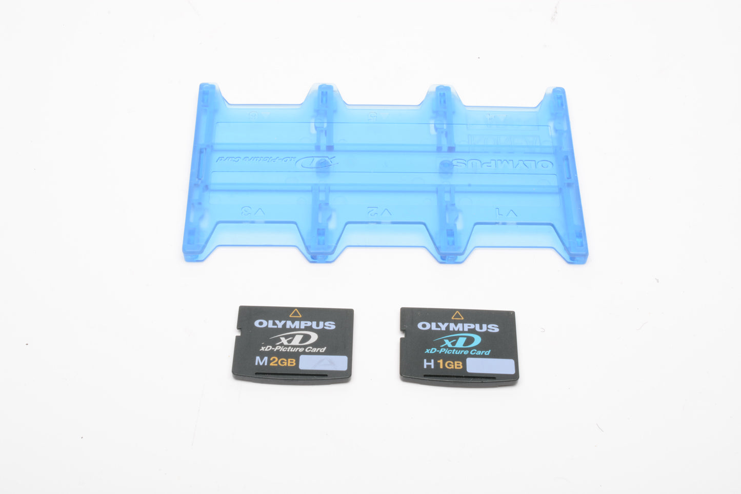 Olympus XD Set of 2 cards 2GB and 1GB in holder, Clean, formatted