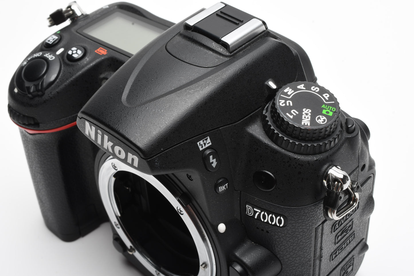 Nikon D7000 16.2MP DSLR, batt, charger, Only 4790 Acts! Very clean, light use