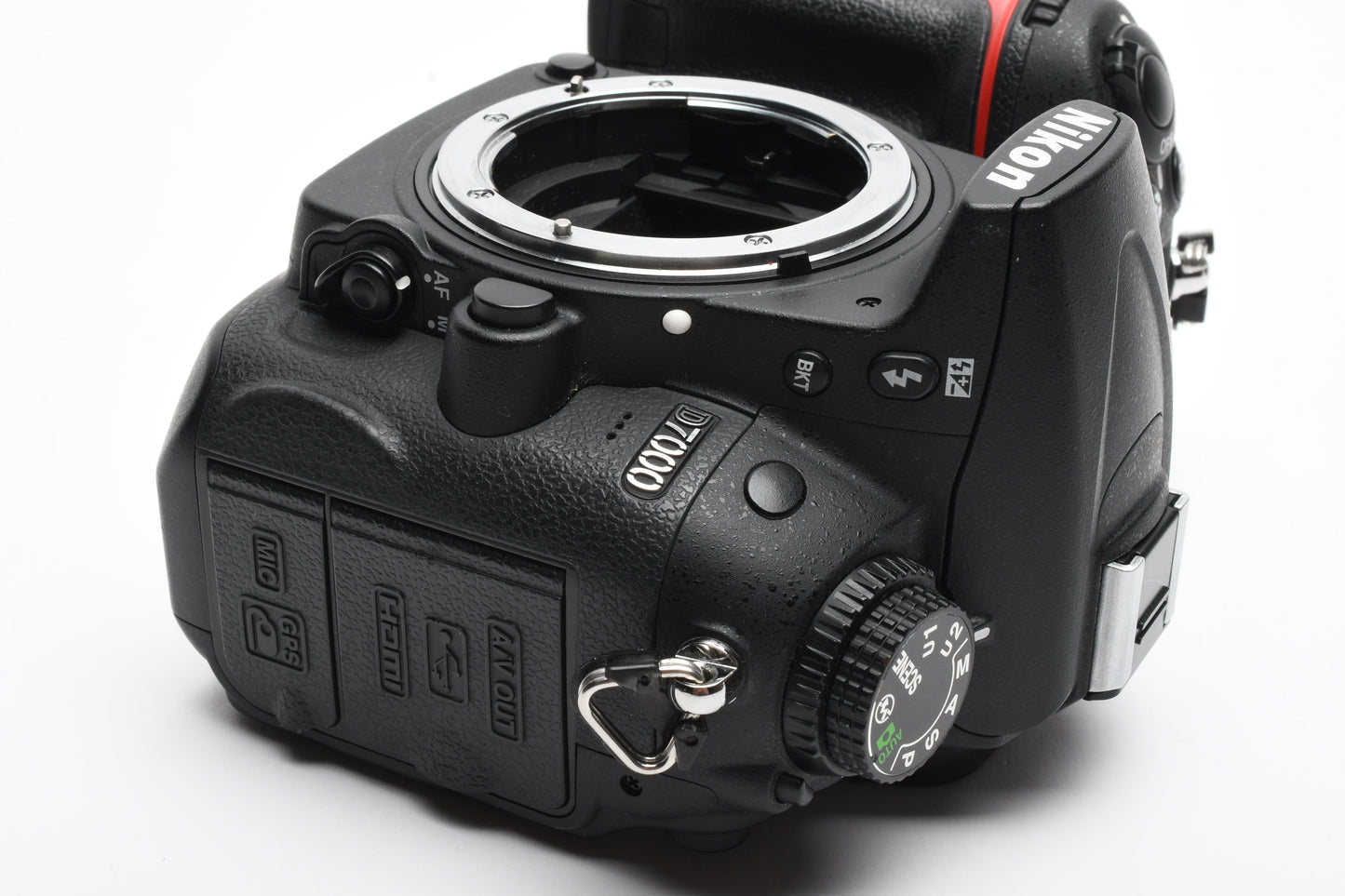 Nikon D7000 16.2MP DSLR, batt, charger, Only 4790 Acts! Very clean, light use