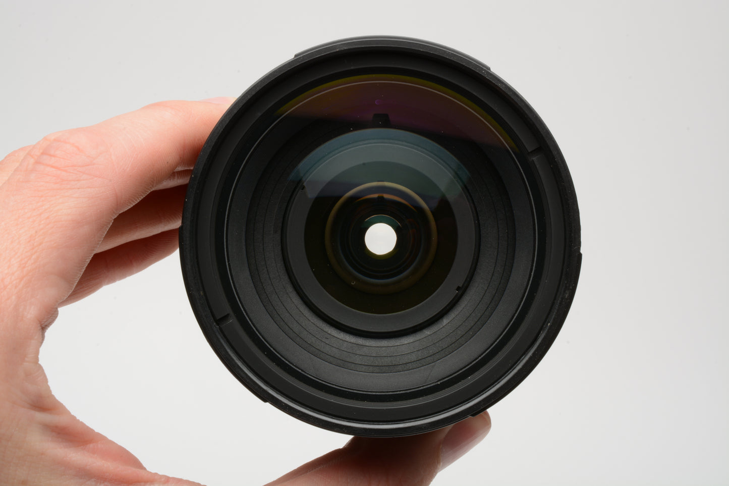 Nikon AF Zoom-Nikkor 24-120mm f3.5-5.6D zoom lens, caps, Nice + B+W UV!