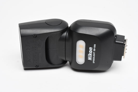 Nikon Speedlite SB-500 Flash, Pouch, Great!