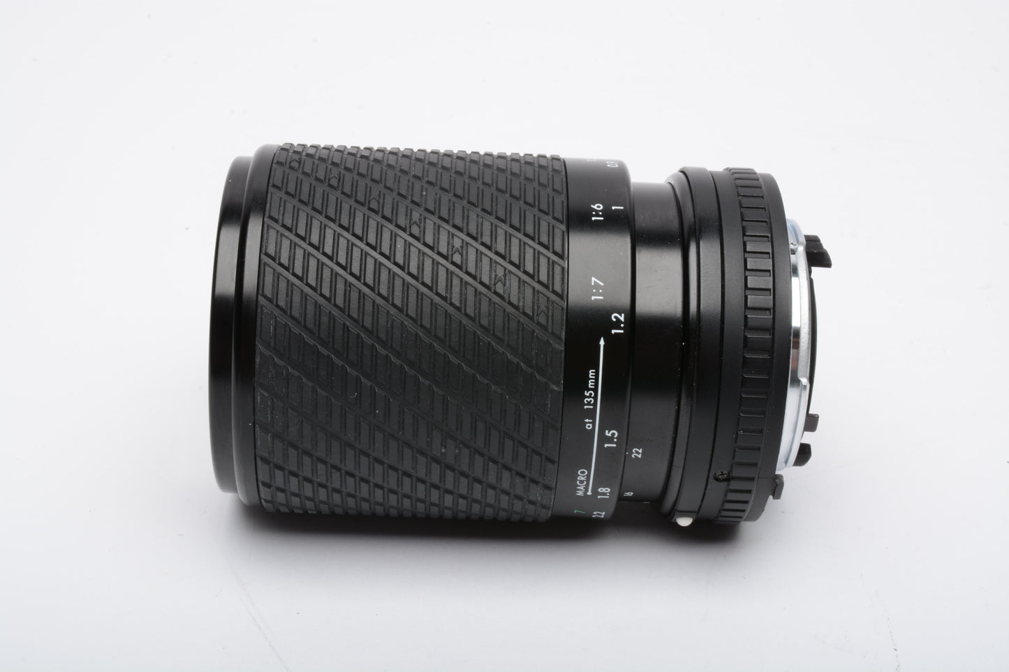 Sigma MF 35-135mm f3.5-4.5 zoom lens for Nikon AI-S Mount, UV + caps