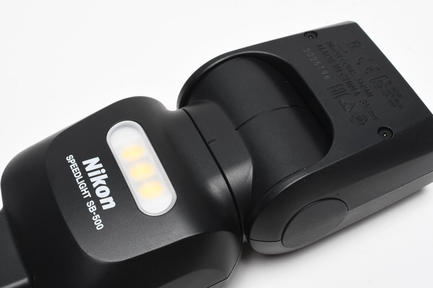 Nikon Speedlite SB-500 Flash, Pouch, Great!