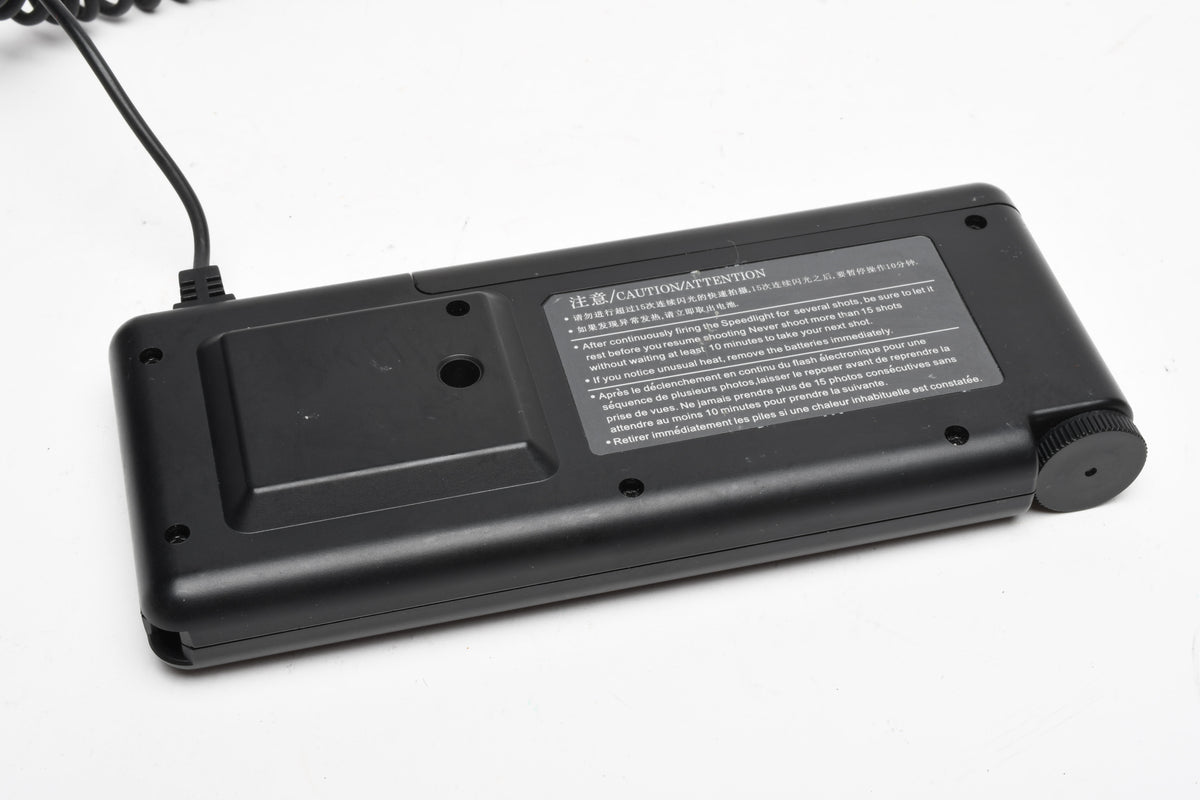 Meike MK-SF (Nikon SD-8A) Remote AA battery pack for Nikon Flashes