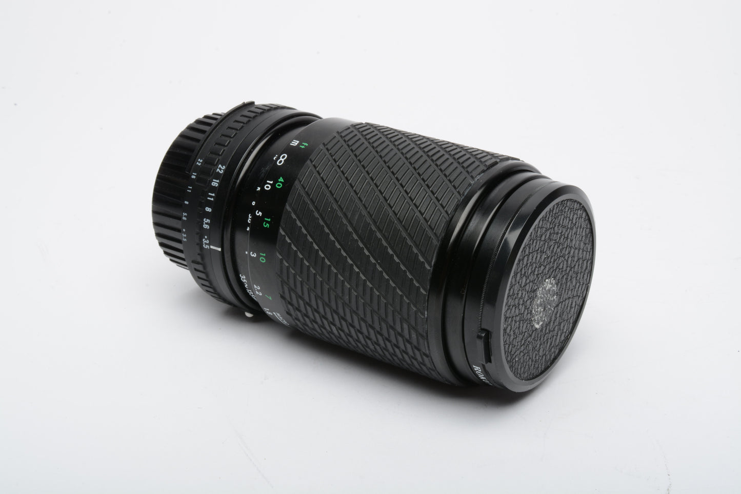 Sigma MF 35-135mm f3.5-4.5 zoom lens for Nikon AI-S Mount, UV + caps