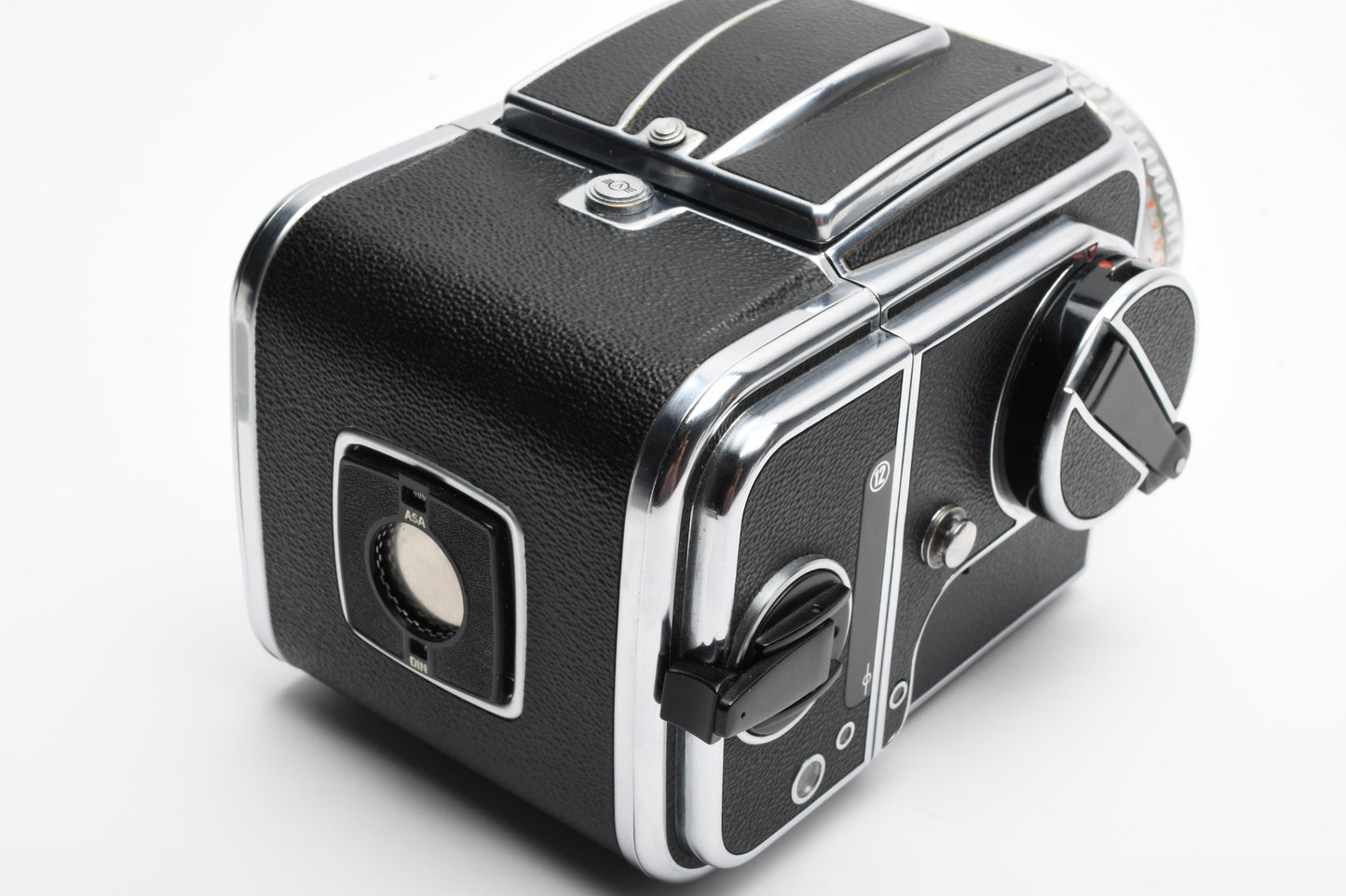Hasselblad 500C (CM) w/80mm f2.8, WLF, A12 Back, Very clean, tested, accurate!!