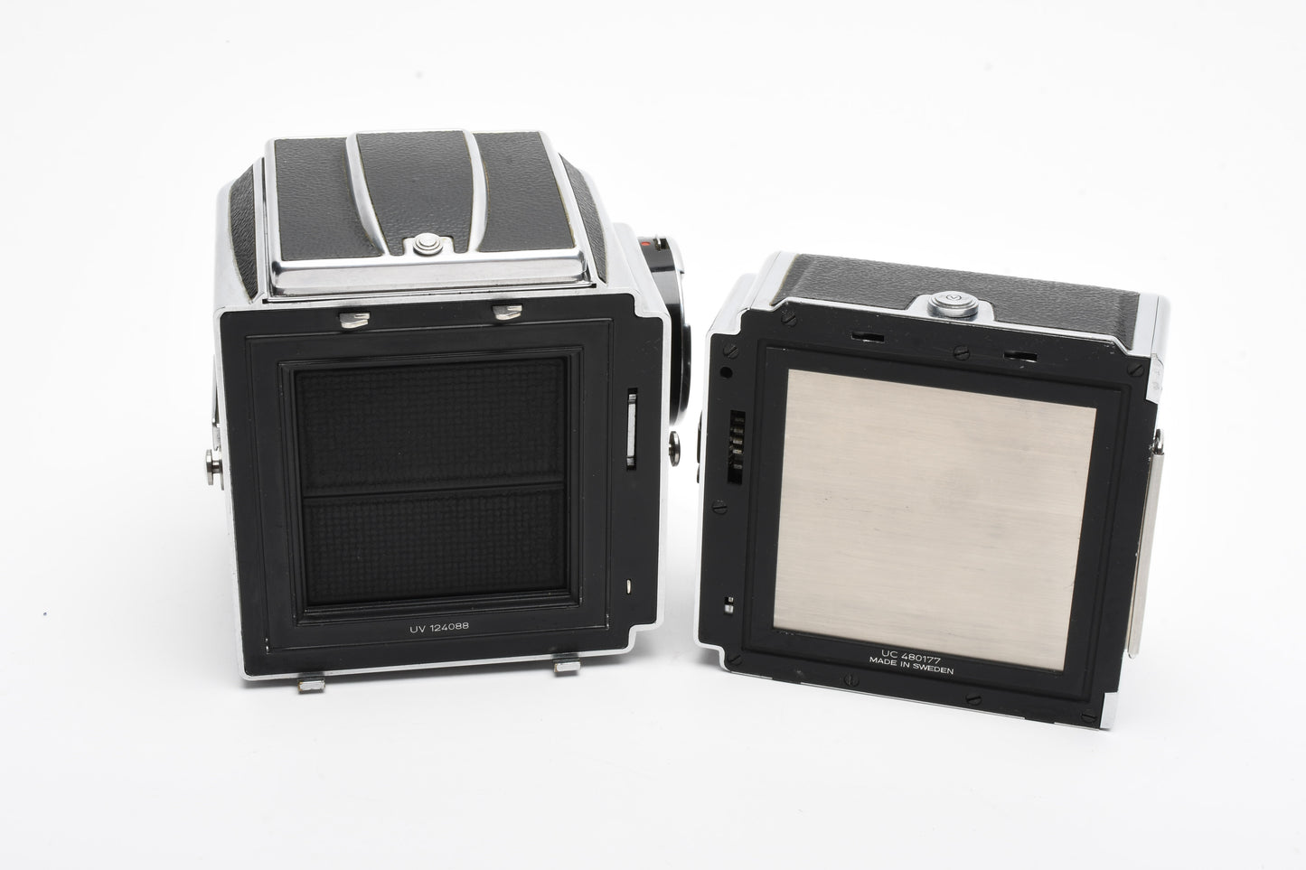 Hasselblad 500C (CM) w/80mm f2.8, WLF, A12 Back, Very clean, tested, accurate!!