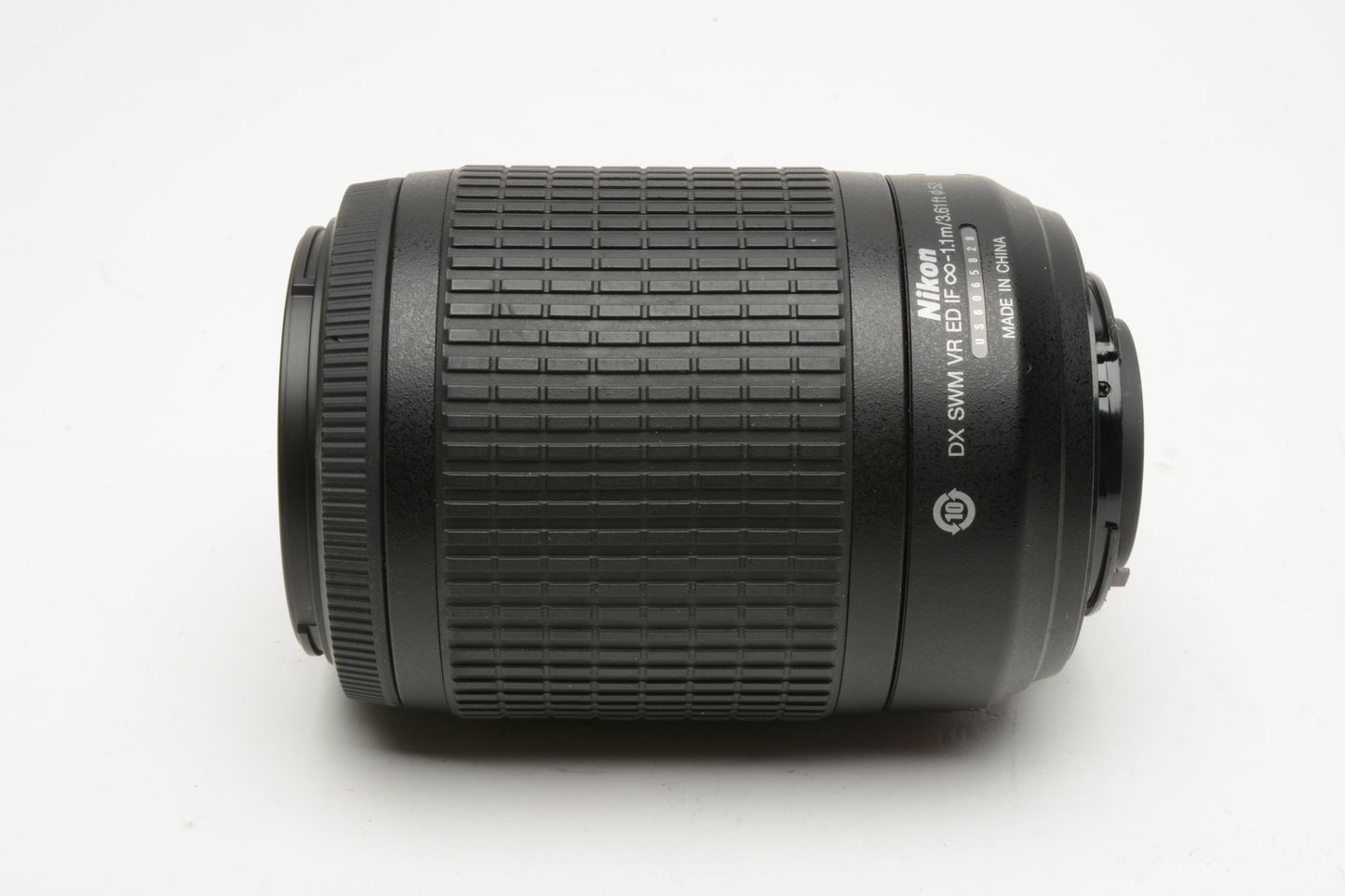Nikon AFS Nikkor 55-200mm F4-5.6G ED DX VR zoom lens, caps, hood, Mint-