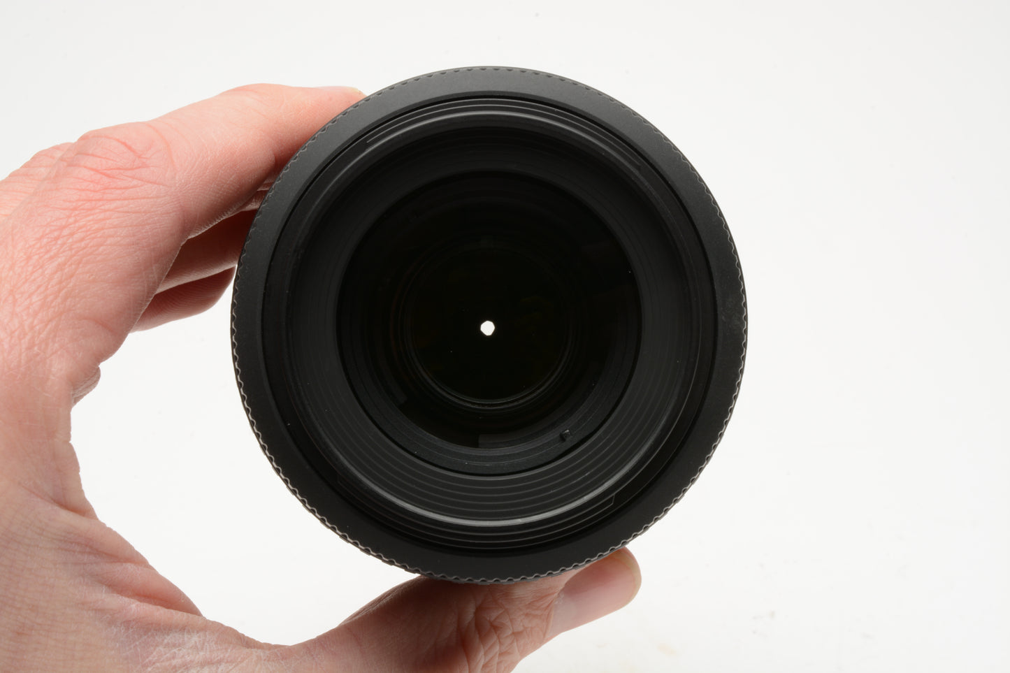 Nikon AFS Nikkor 55-200mm F4-5.6G ED DX VR zoom lens, caps, hood, Mint-