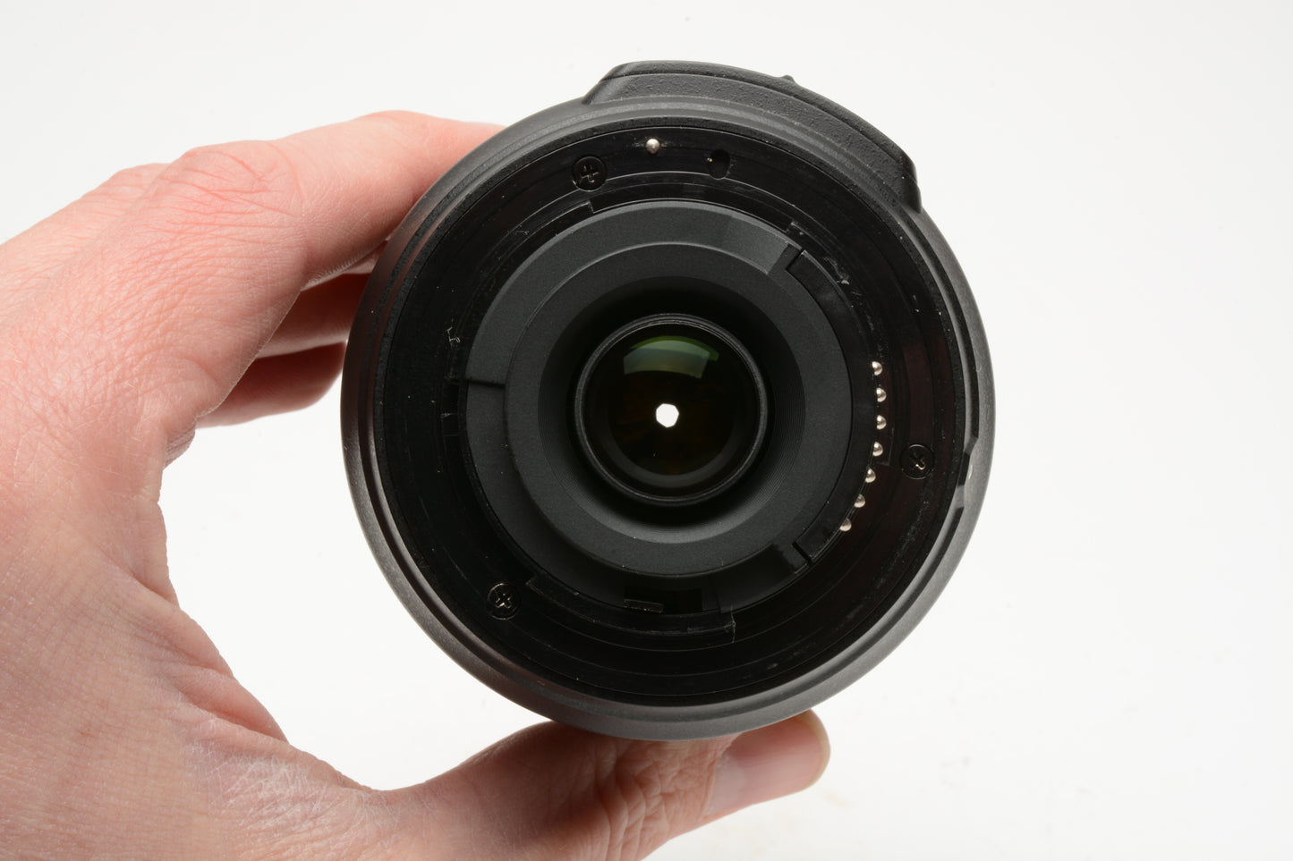 Nikon AFS Nikkor 55-200mm F4-5.6G ED DX VR zoom lens, caps, hood, Mint-