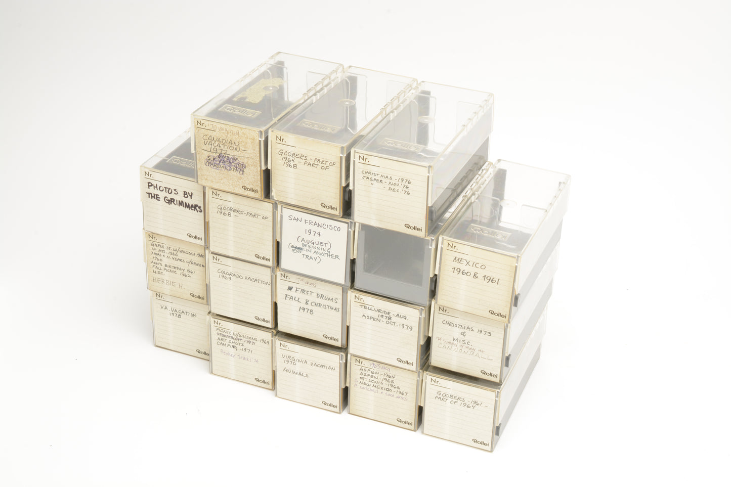 Rollei Rolleiscop 35mm Slide projector w/18X Trays, Very clean, sharp, tested, Great!