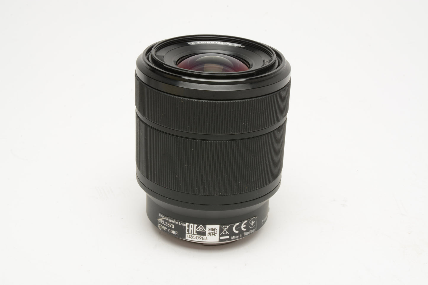 Sony FE 28-70mm f3.5-5.6 OSS zoom lens SEL2870, caps, hood, Mint-