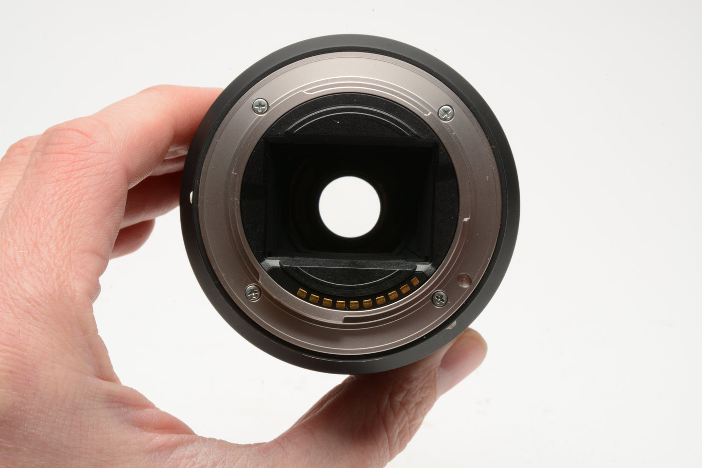 Sony FE 28-70mm f3.5-5.6 OSS zoom lens SEL2870, caps, hood, Mint-