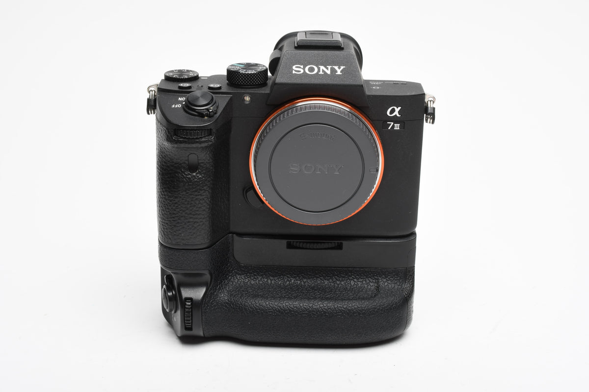 Sony A7 III Mirrorless Body, 34K Acts, w/Battery Grip, 2X batts, Great!