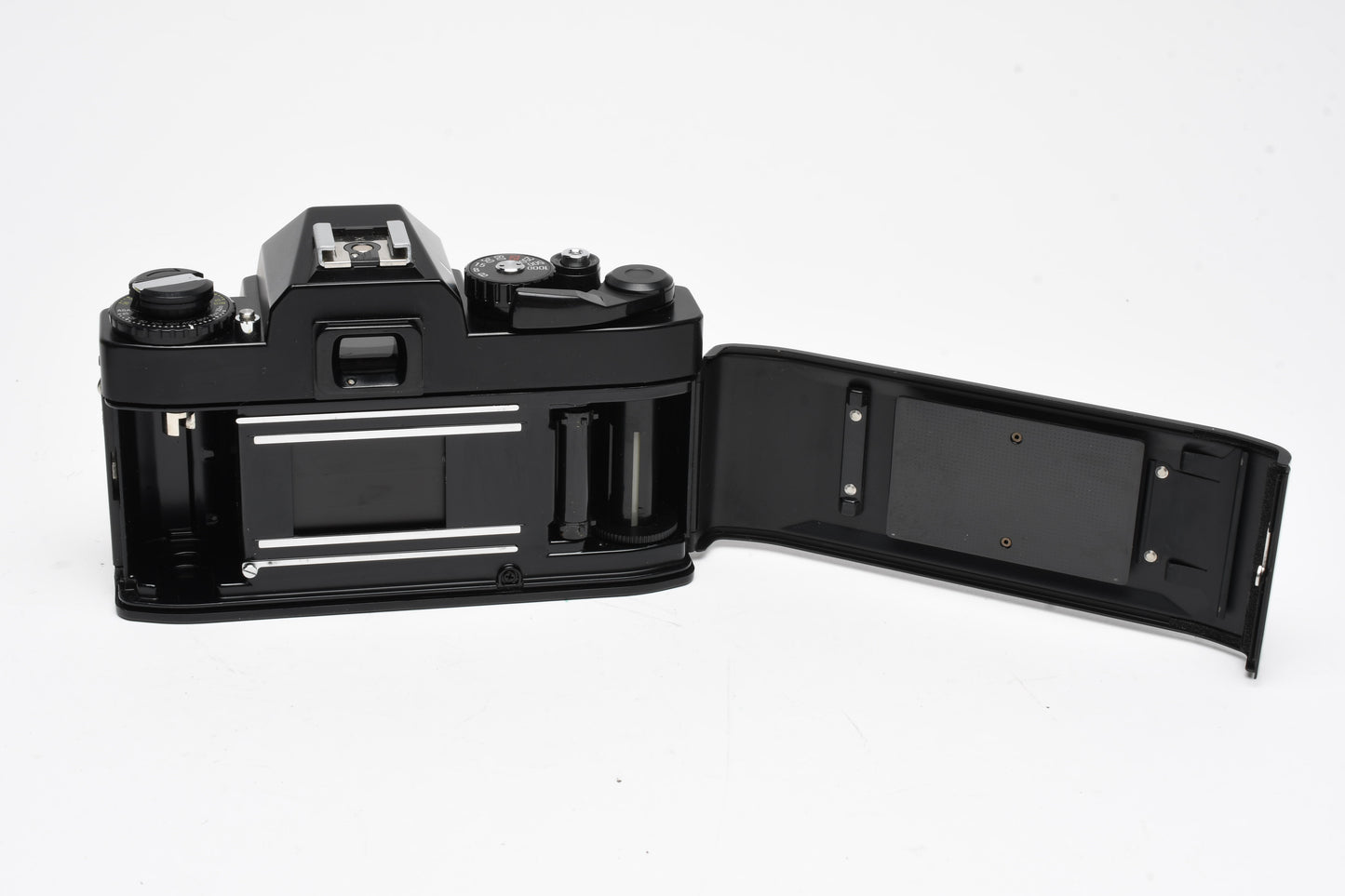 Richo KR-5 Super SLR w/Rikenon 50mm f/2 Lens, Strap, Case, New Seals!