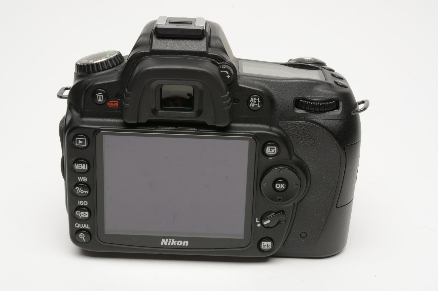 Nikon D90 DSLR body, batt, charger, strap, Only 9552 Acts, very clean, tested