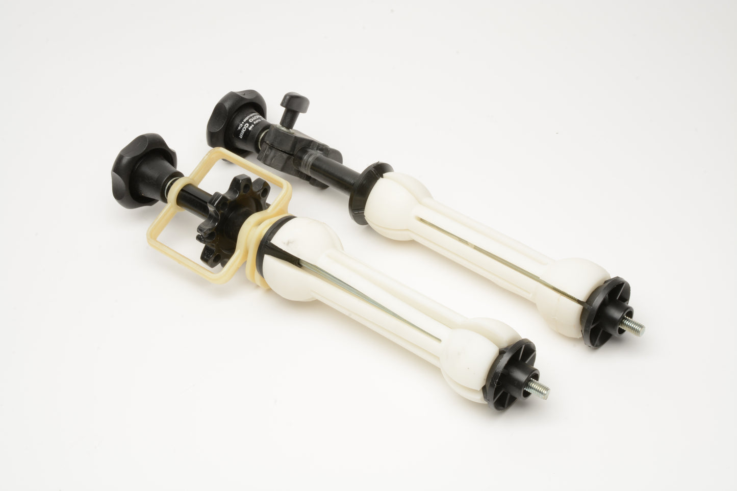 Manfrotto Expan plastic black chain set, Clean, works great!