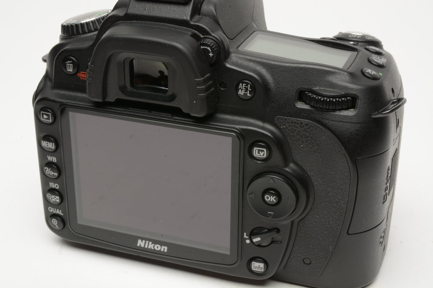 Nikon D90 DSLR body, batt, charger, strap, Only 9552 Acts, very clean, tested