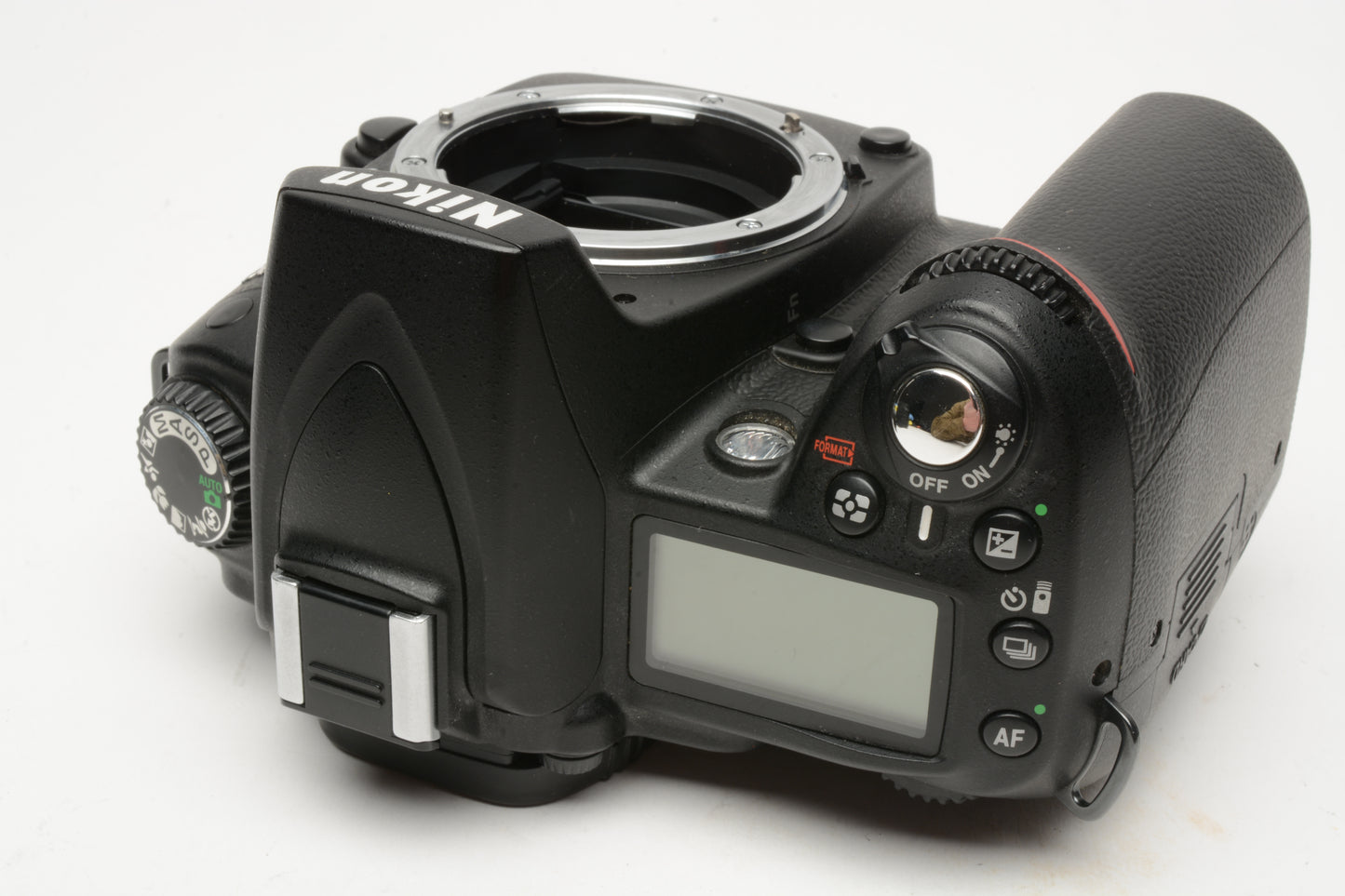 Nikon D90 DSLR body, batt, charger, strap, Only 9552 Acts, very clean, tested