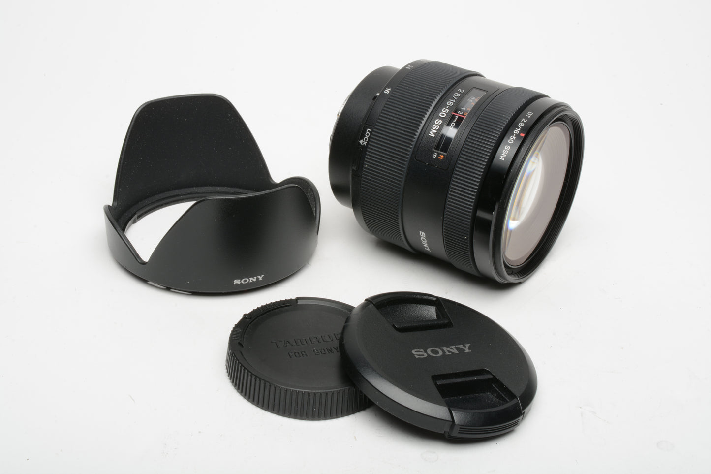 Sony 16-50mm f/2.8 SSM DT Autofocus Lens for A-Mount, with Caps & Hood, Great!