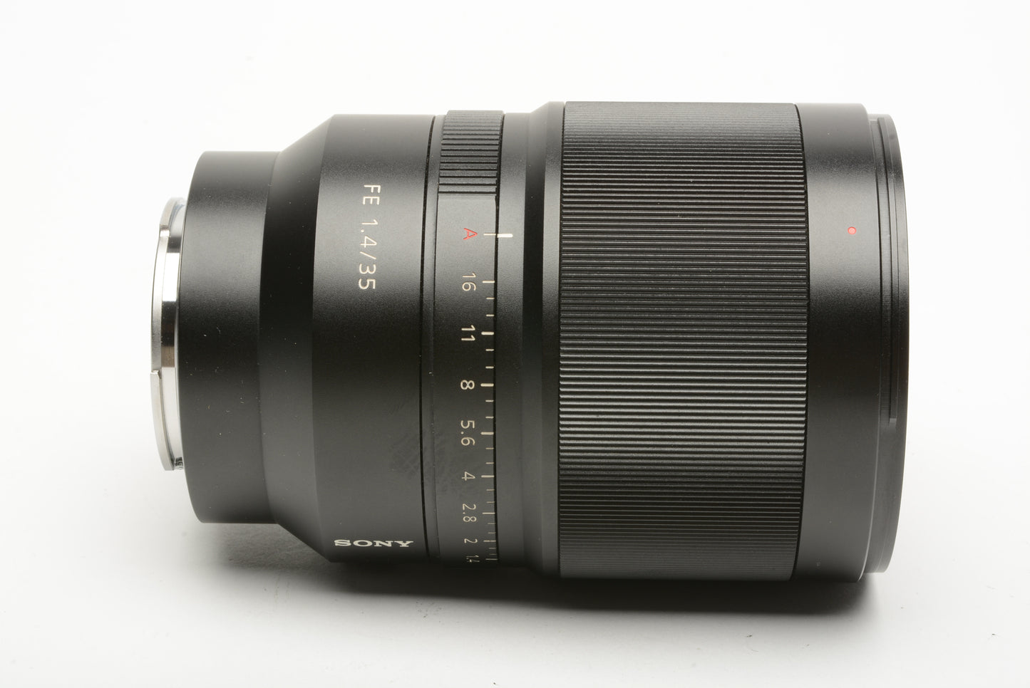 Sony FE 35mm f1.4 SEL35f14Z, hood, caps, Very clean and sharp