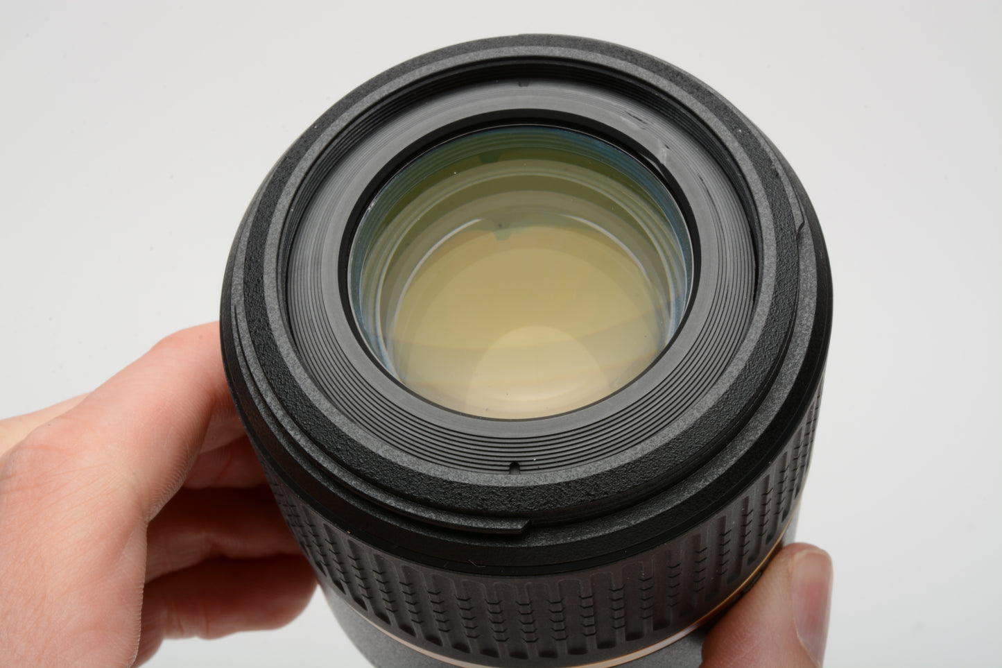 Tamron 60mm f2 Di II Macro SP lens G005 for Sony A-Mount, Caps