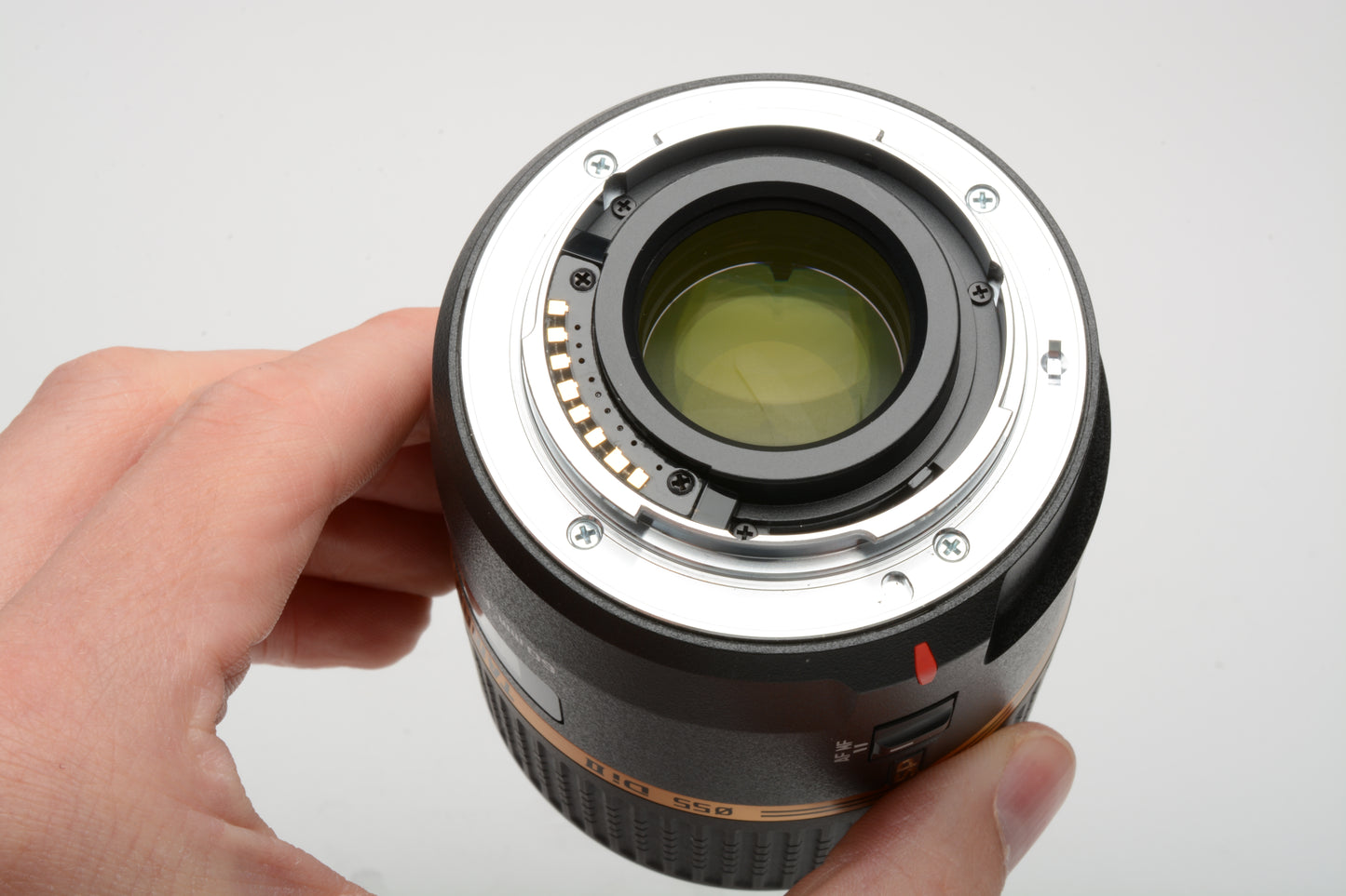 Tamron 60mm f2 Di II Macro SP lens G005 for Sony A-Mount, Caps