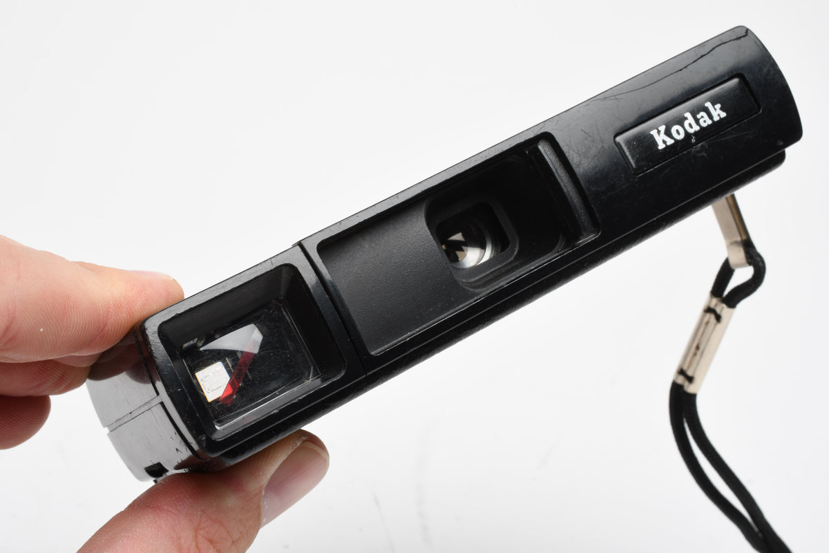 Kodak Pocket Instamatic 20 w/Flash Extender in Case