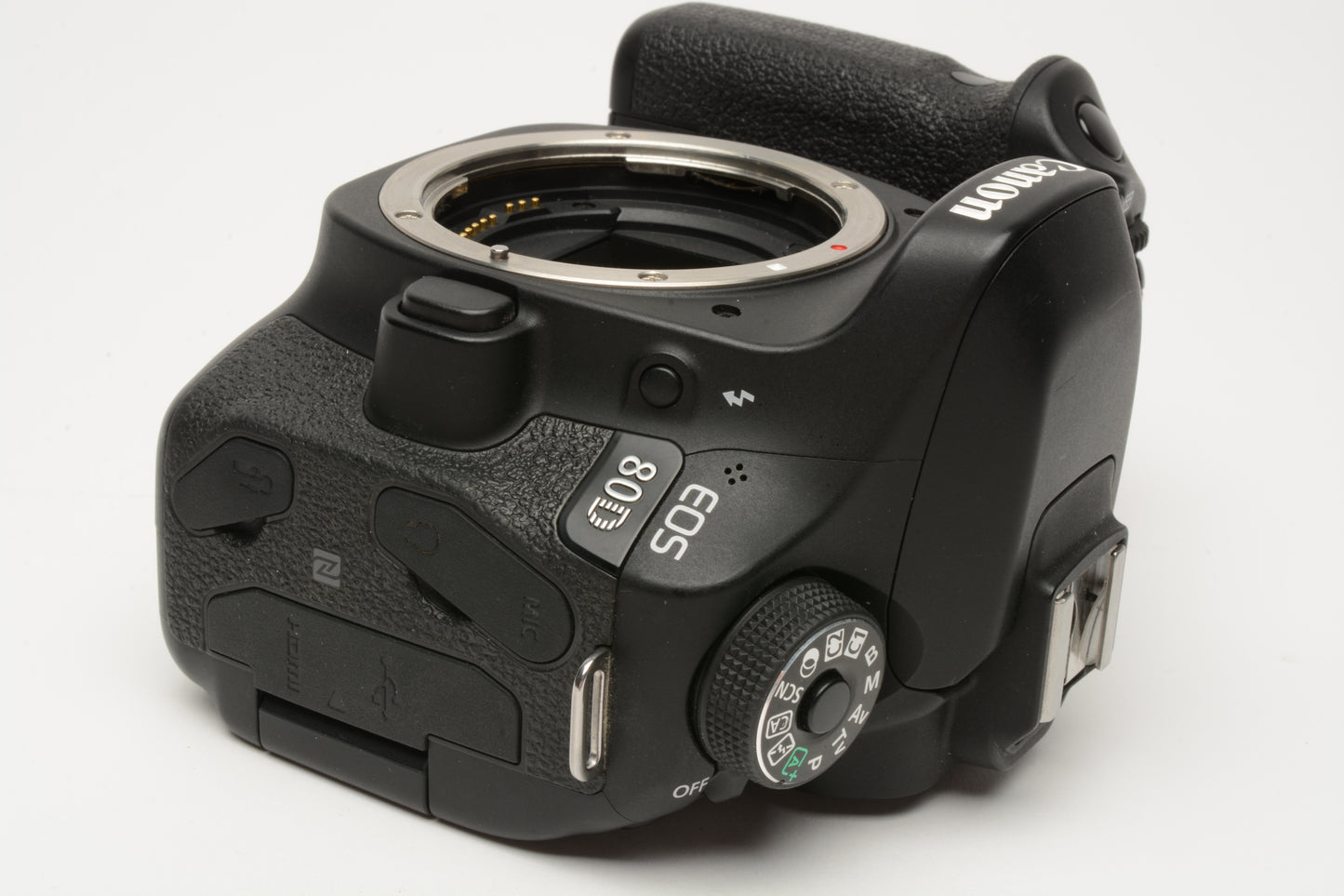 Canon EOS 80D DSLR Body, 2Batts+charger, Only 13,004 Acts!!  Very clean