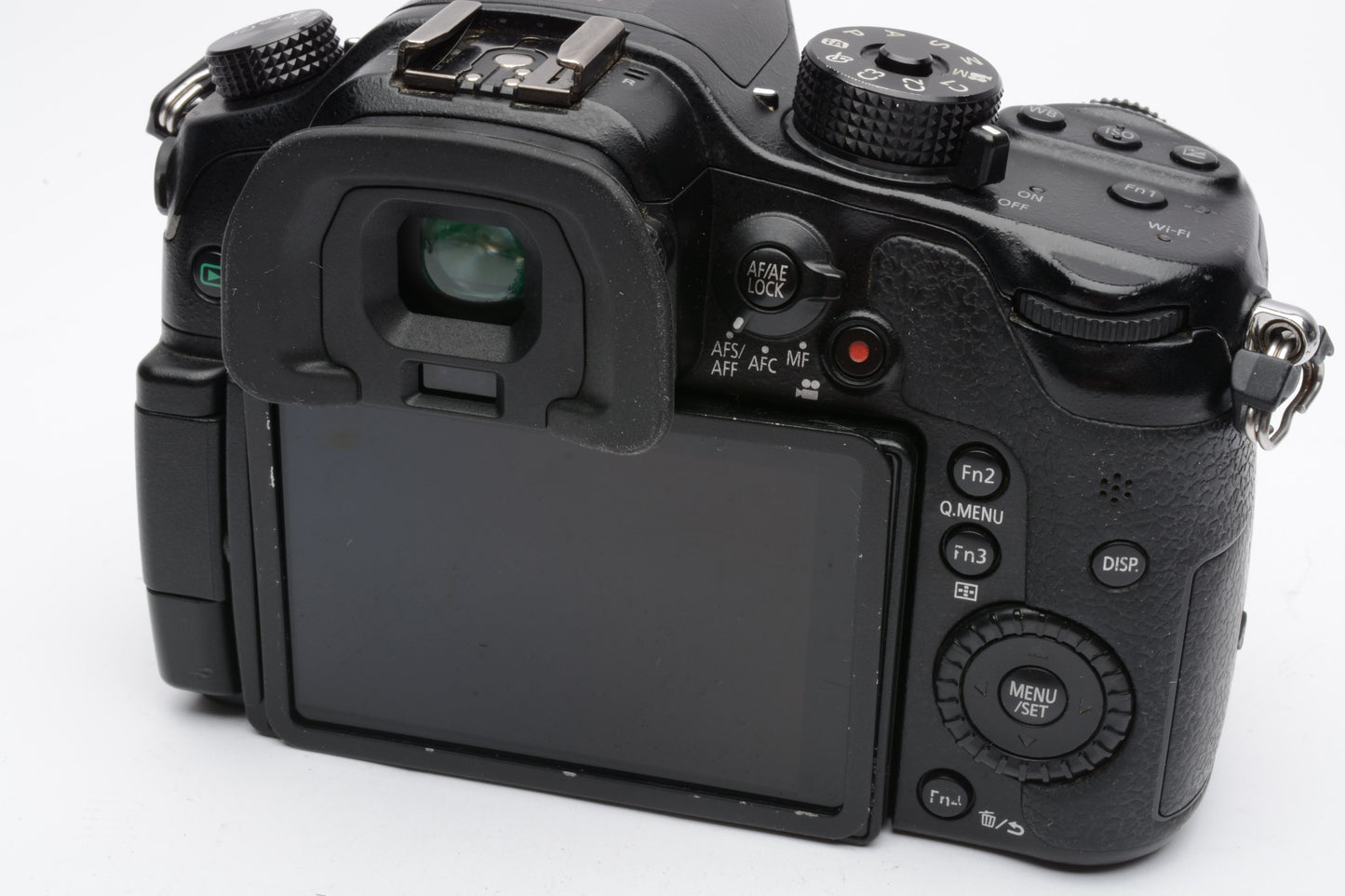 Panasonic Lumix DMC-GH4 Body, Cage, batt, charger, strap, Only 2008 Acts