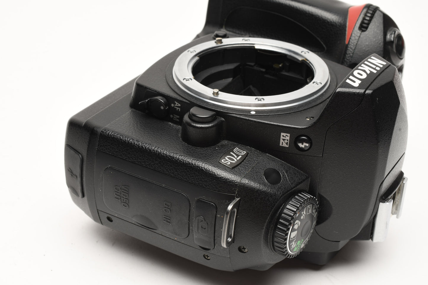 Nikon D70s DSLR body w/batt., charger, strap, USB, 19K Acts, Great!